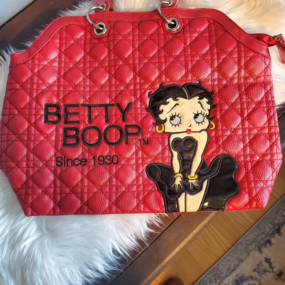 NWT Vintage 90's Betty Boop Purse. PLEASE SEE ALL PICTURES. SLIGHT BLEMISHES
